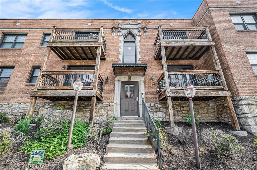 Photo of 1102 W 46th Street #3 Kansas City MO 64111
