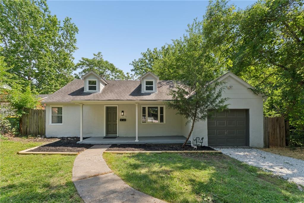 Photo of 11225 E 14th Street Independence MO 64052