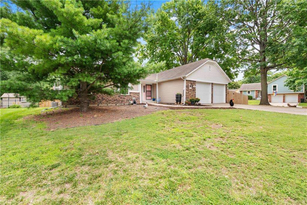 Photo of 2120 E 153rd Terrace Olathe KS 66062