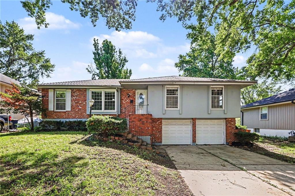 Photo of 11047 Spring Valley Road Kansas City MO 64134