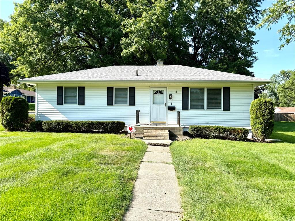 Photo of 733 W Thompson Street Maryville MO 64468