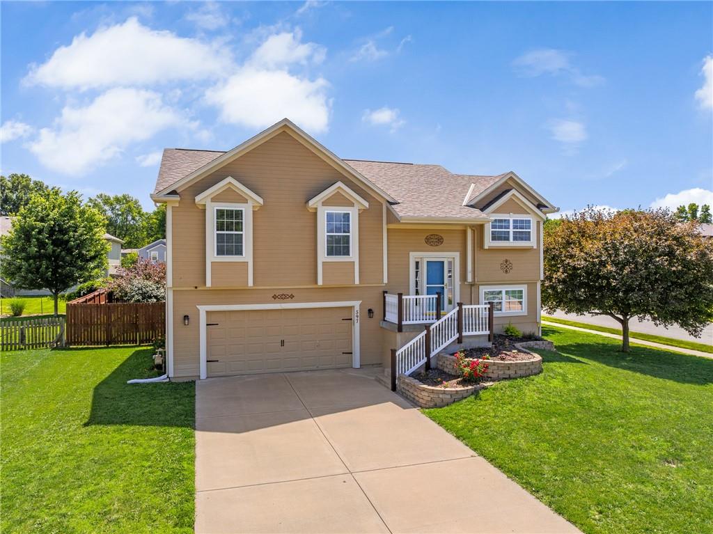 Photo of 597 S Pine Street Gardner KS 66030