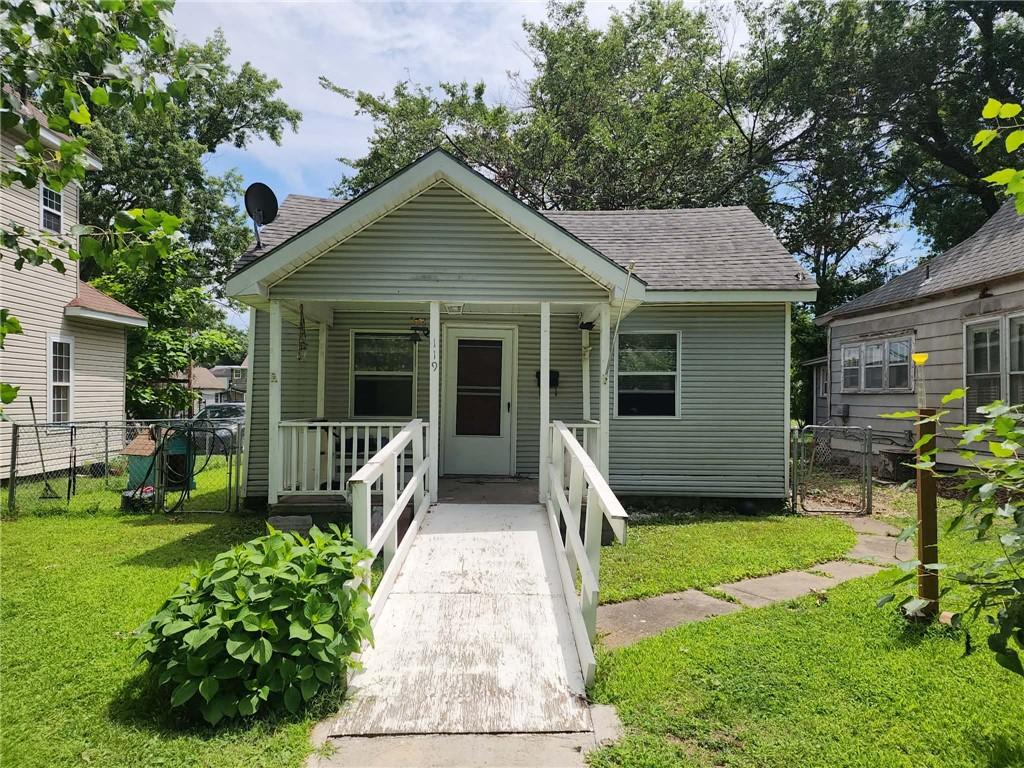 Photo of 119 W Kansas Street Pittsburg KS 66762