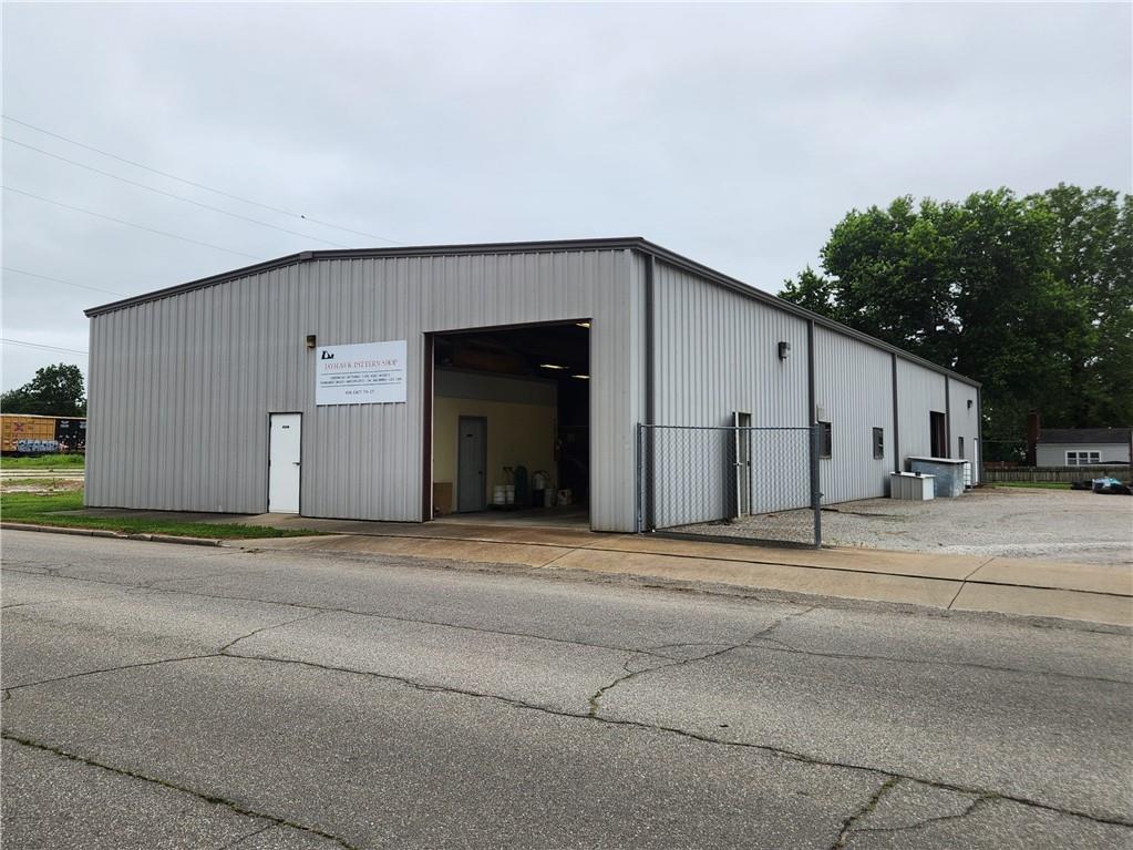 Photo of 606 E 7th Street Pittsburg KS 66762
