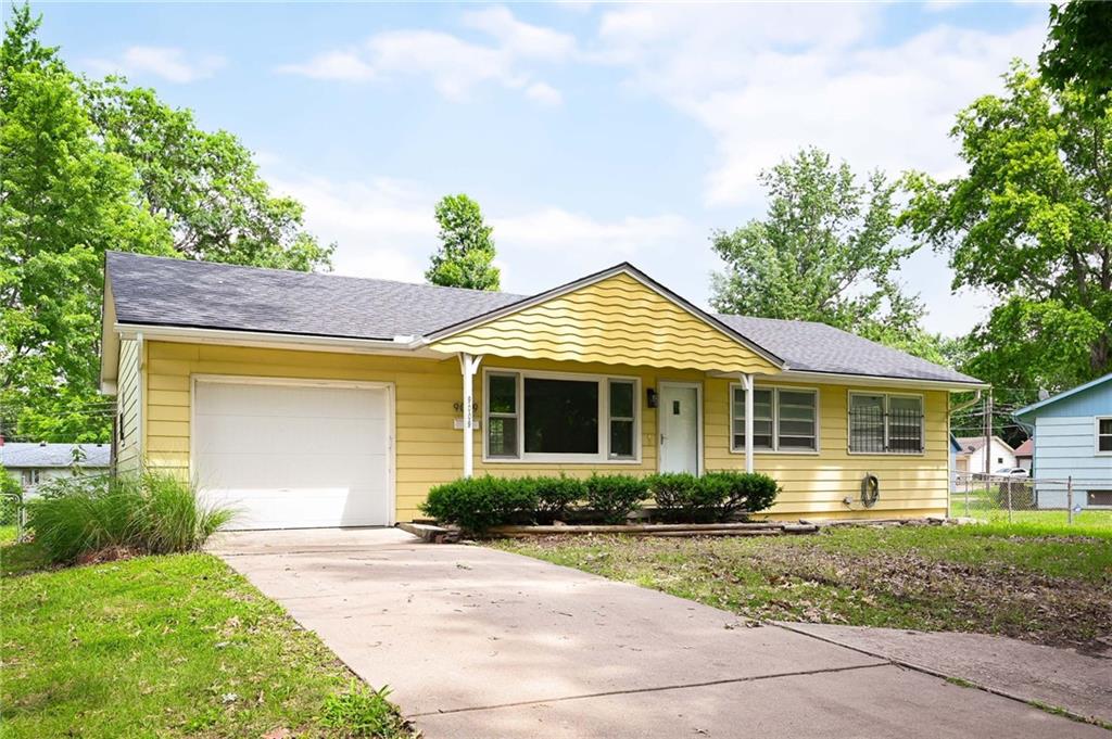 Photo of 9009 Blue Ridge Boulevard Kansas City MO 64138
