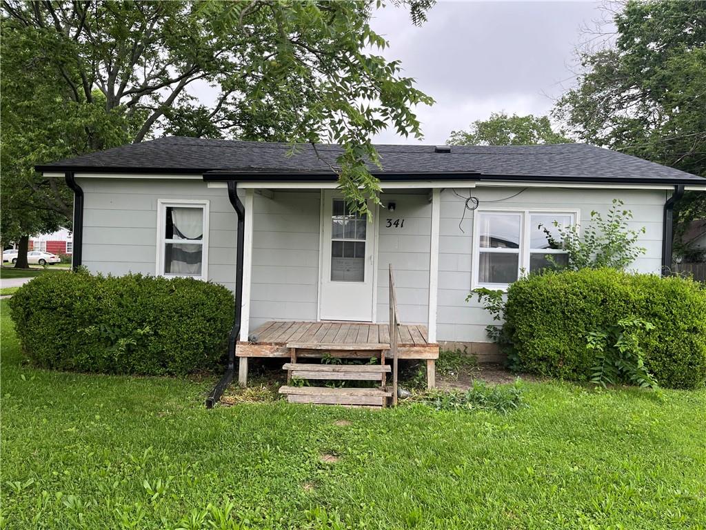 Photo of 341 W 4th Street Wellsville KS 66092