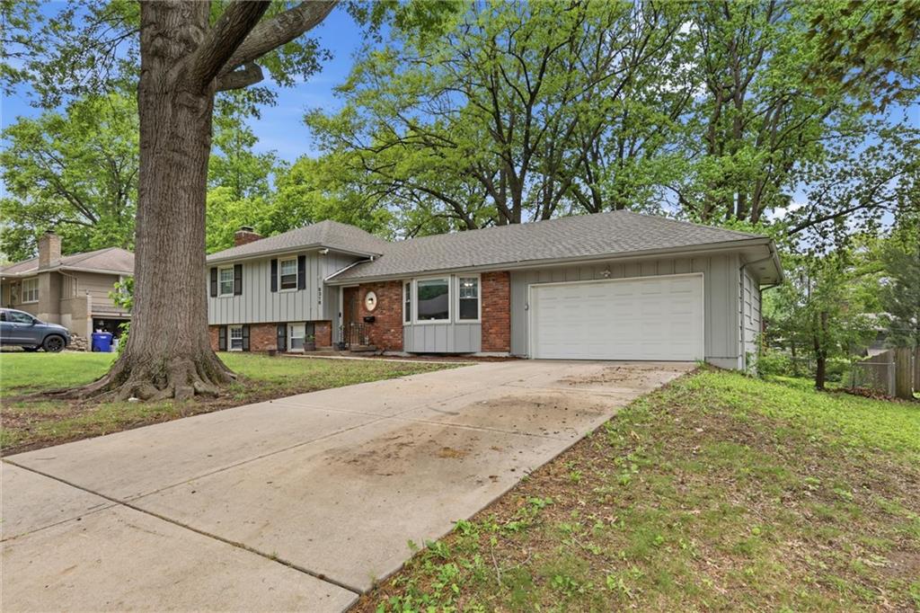 Photo of 6316 Hedges Avenue Raytown MO 64133