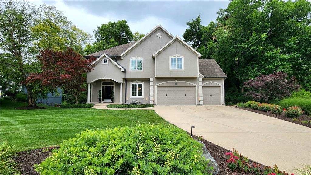 Photo of 10202 NW RIVER HILLS Drive Parkville MO 64152
