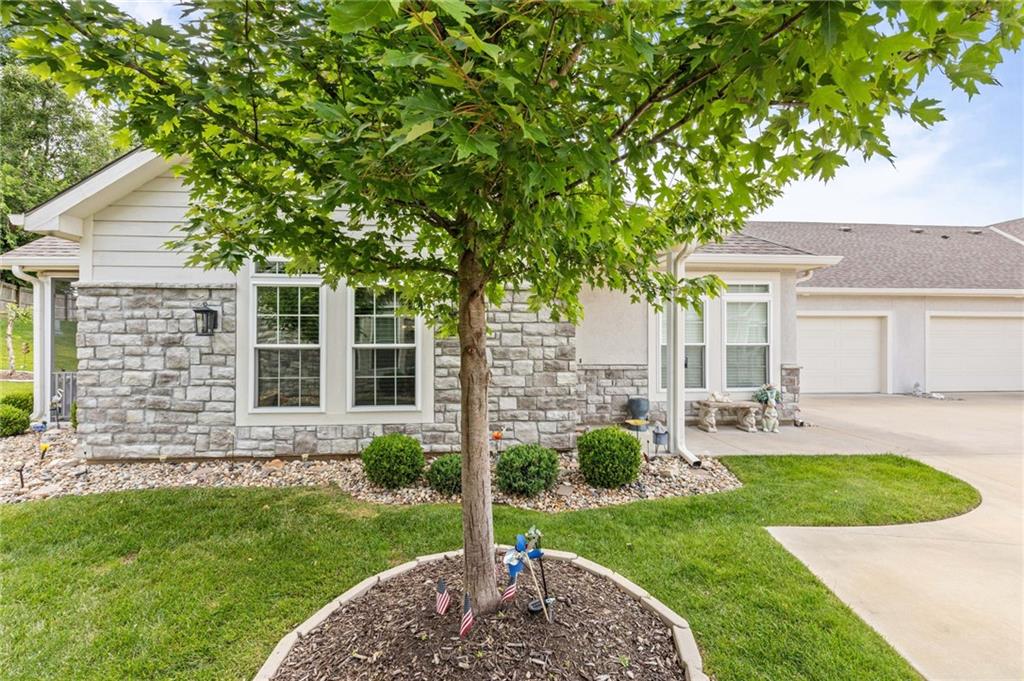 Photo of 13975 W 112th Terrace Olathe KS 66215