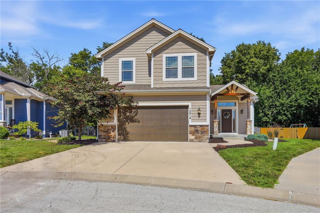 Photo of 12616 Charlotte Street Kansas City MO 64146