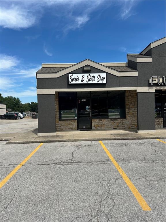 Photo of 1416 S 7 Highway Blue Springs MO 64014
