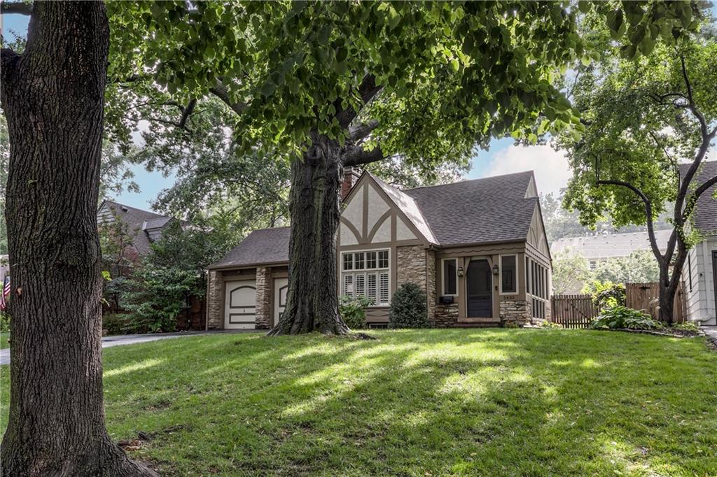 Photo of 5435 Aberdeen Road Fairway KS 66205
