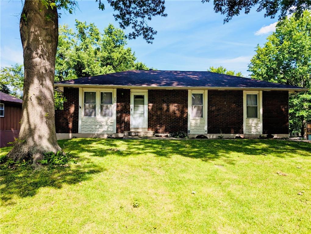 Photo of 2919 DOWNEY Avenue Independence MO 64055