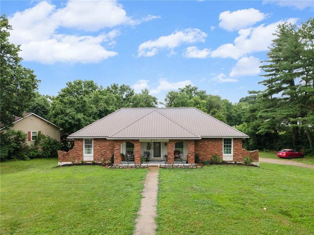 Photo of 205 E Dauxville Drive Richmond MO 64085
