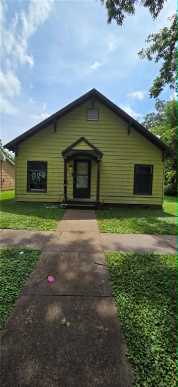 Photo of 315 S 3rd Street Iola KS 66749