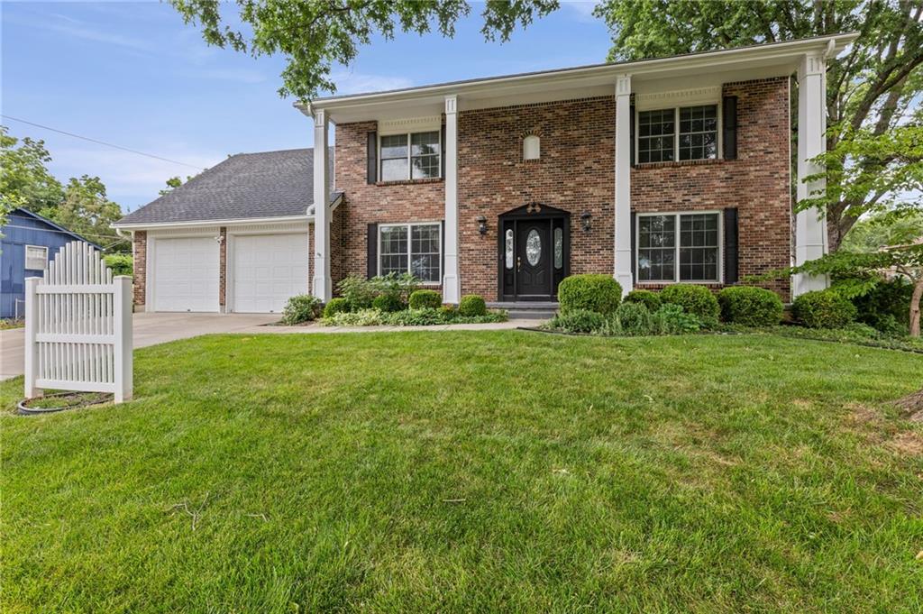 Photo of 13312 W 61st Terrace Shawnee KS 66216