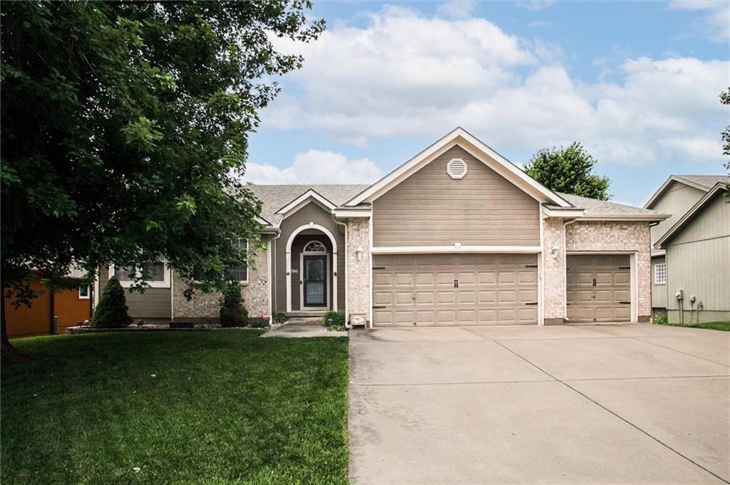 Photo of 406 BRIAR Lane Kearney MO 64060