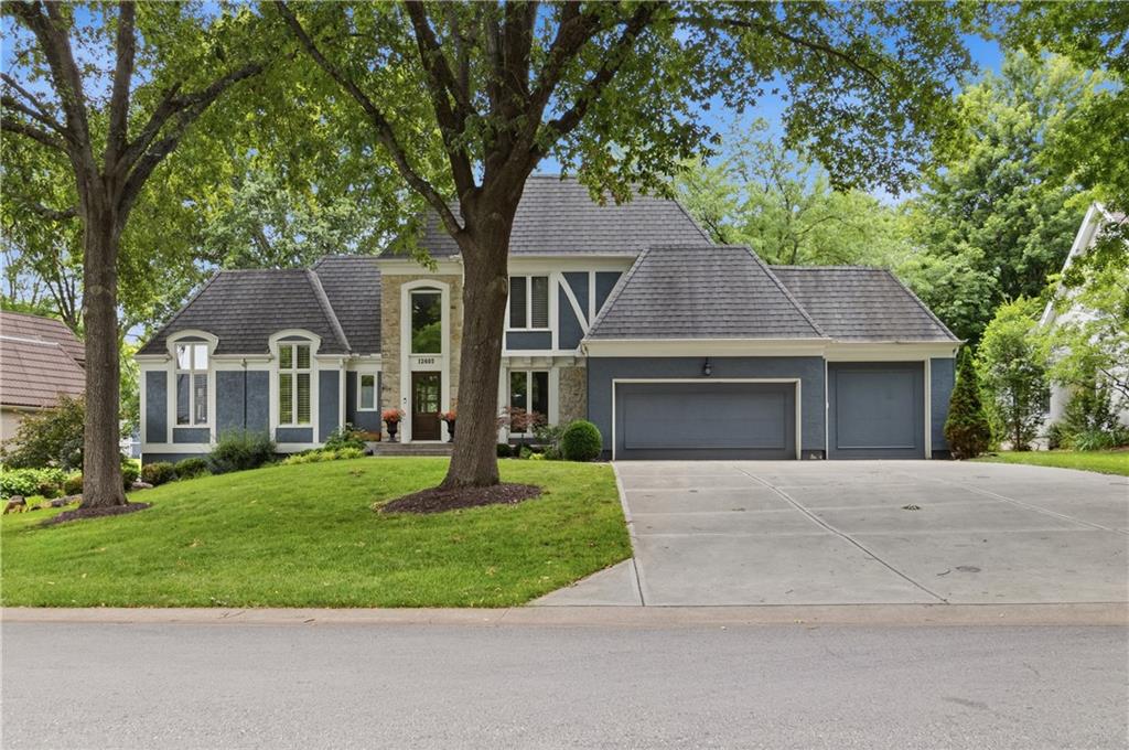 Photo of 12603 Pawnee Lane Leawood KS 66209