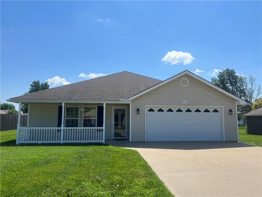 Photo of 610 S Connor Street Odessa MO 64076