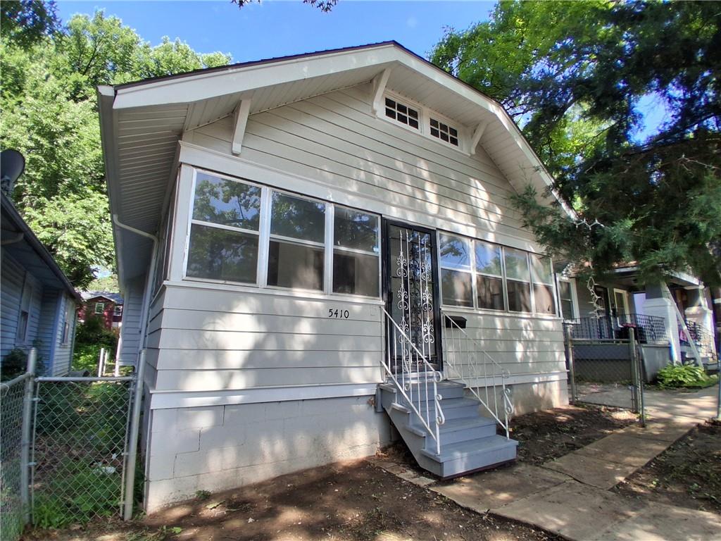 Photo of 5410 Olive Street Kansas City MO 64130