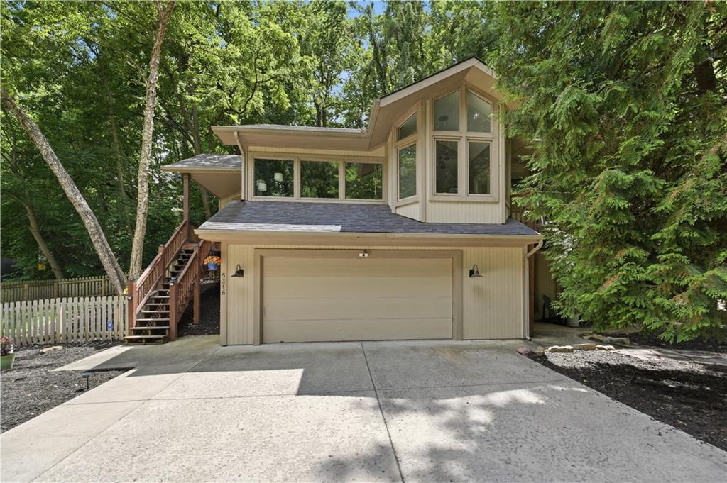 Photo of 5316 NW Bluff Drive Parkville MO 64152