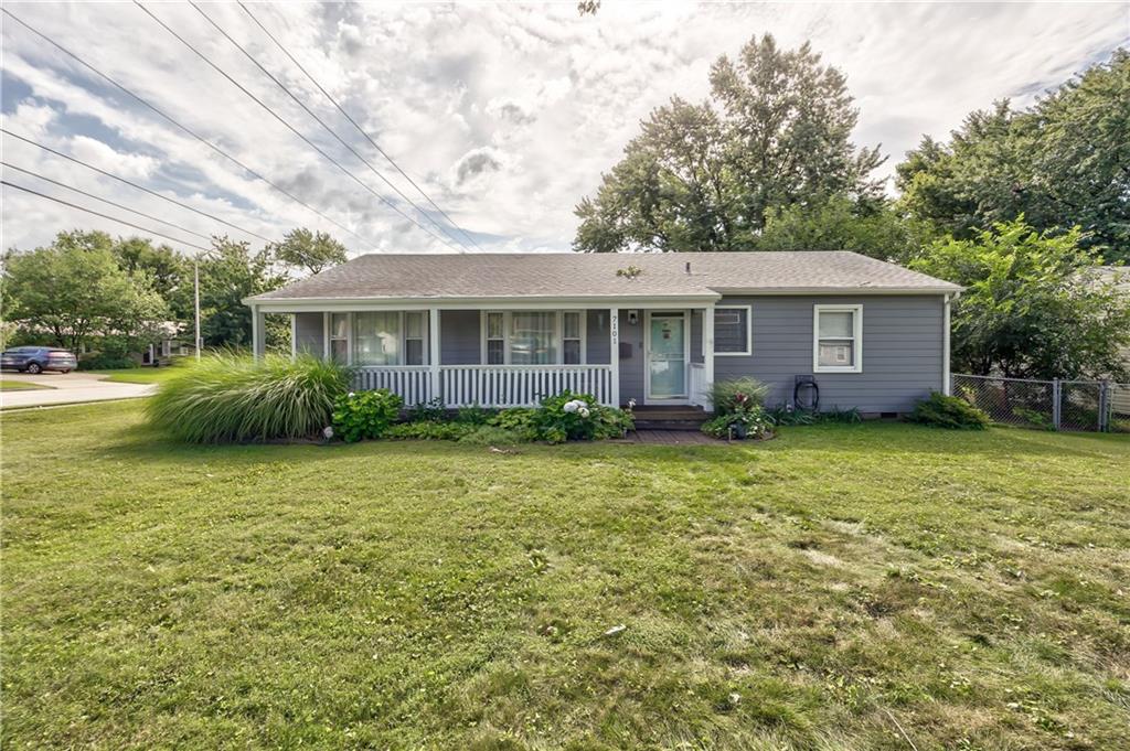 Photo of 7101 Maple Street Overland Park KS 66204