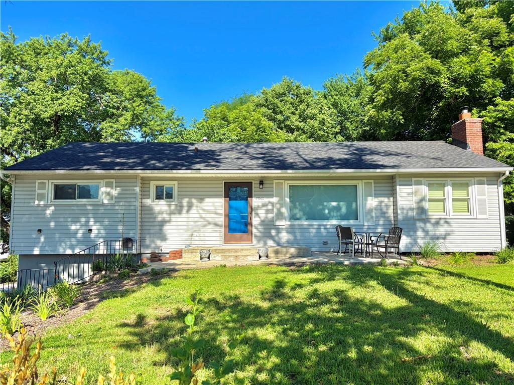 Photo of 7940 N Broadway Street Kansas City MO 64118