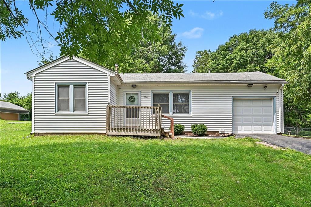 Photo of 100 NE 73rd Street Gladstone MO 64118