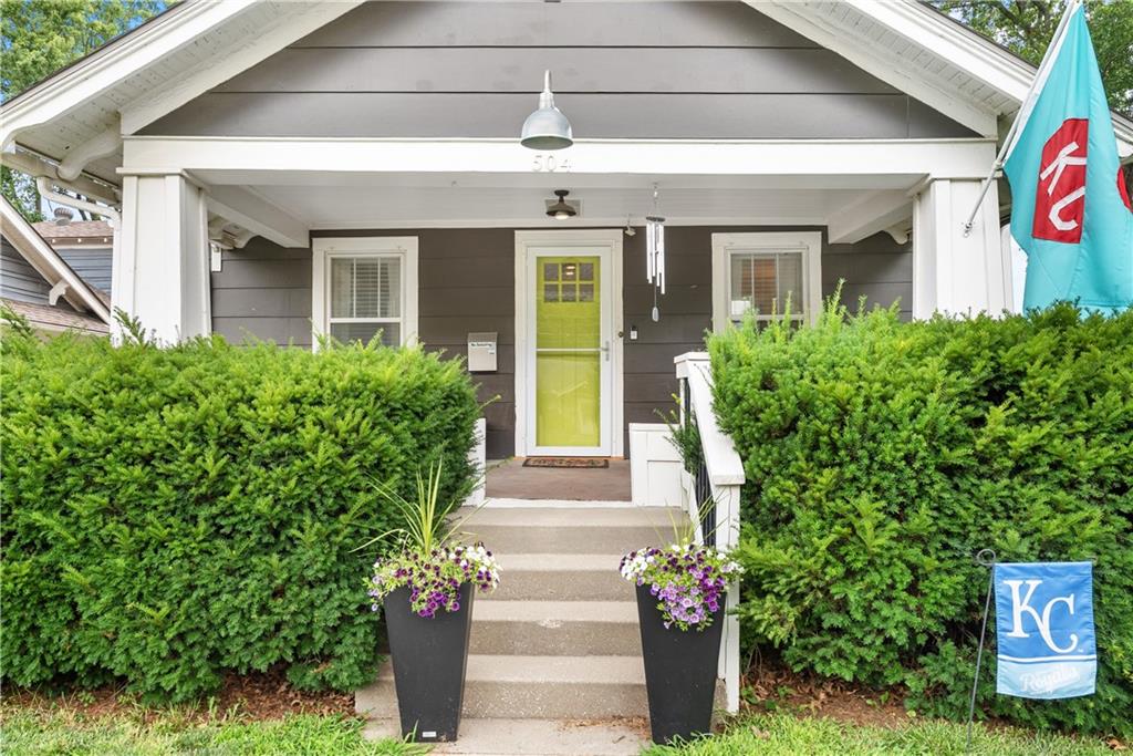Photo of 504 W 77th Street Kansas City MO 64114