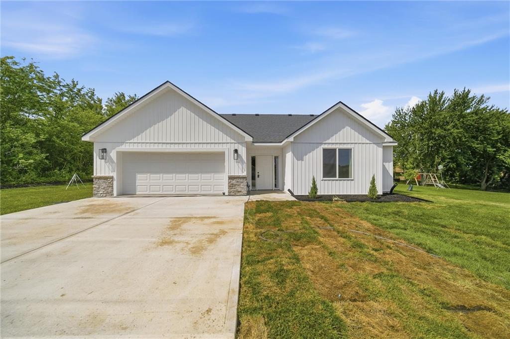 Photo of 7847 Seneca Lake Road Ozawkie KS 66070