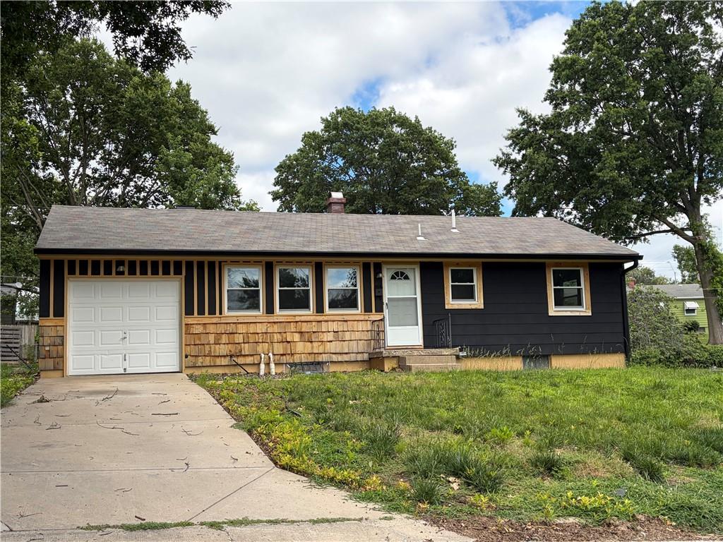 Photo of 12808 E Bowen Street Independence MO 64055