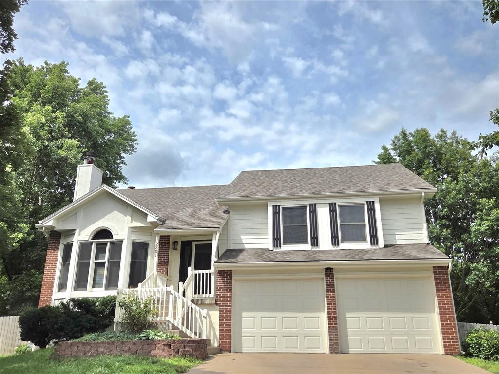 Photo of 12301 Mullen Court Olathe KS 66062
