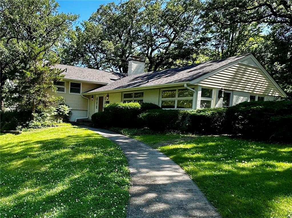 Photo of 403 Lawn Avenue Maryville MO 64468