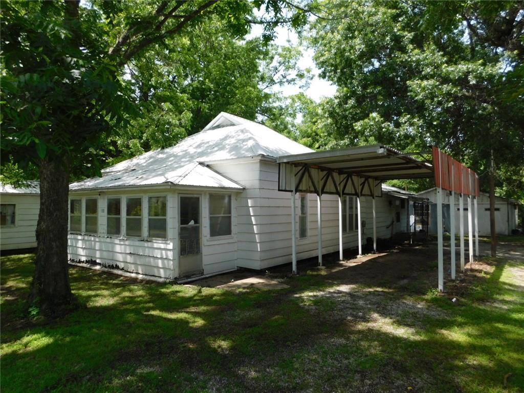 Photo of 702 W Larch Street Cherokee KS 66724