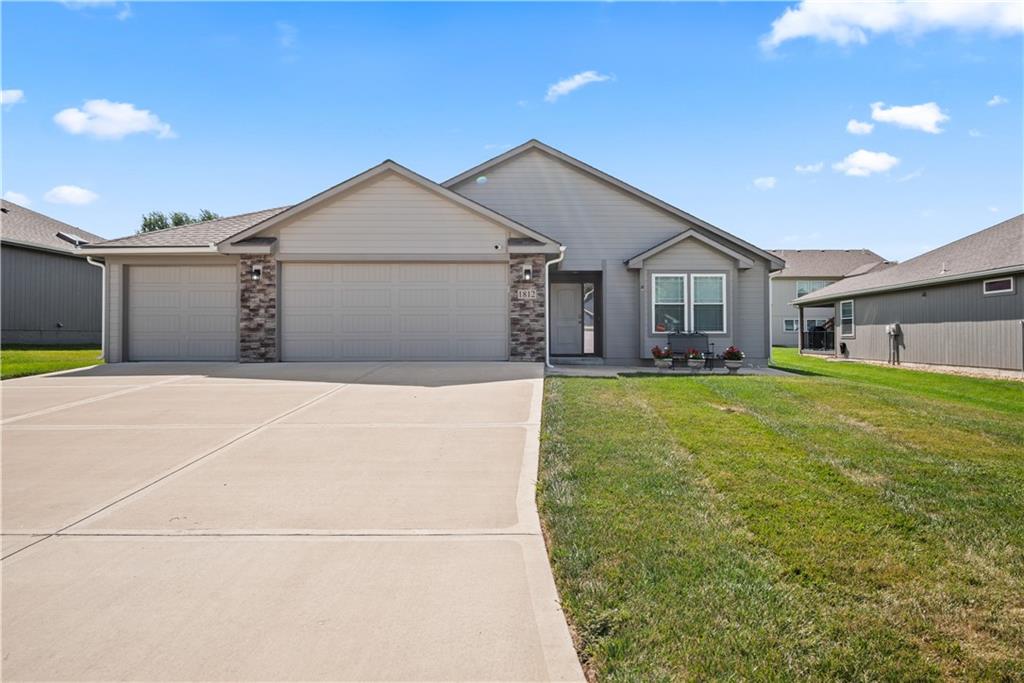 Photo of 1812 N Crane Lane Independence MO 64058