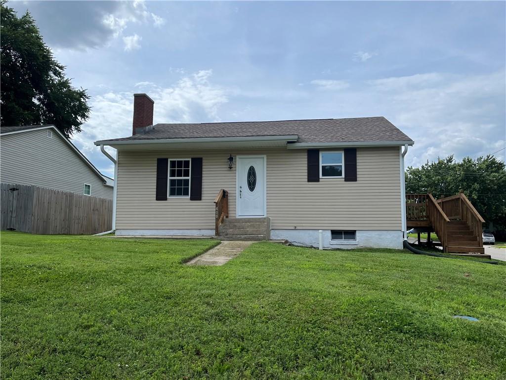 Photo of 400 W 23rd Street Higginsville MO 64037