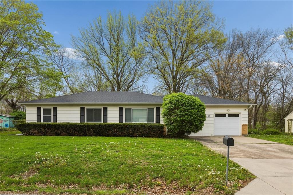 Photo of 1308 Middlebrook Drive Liberty MO 64068
