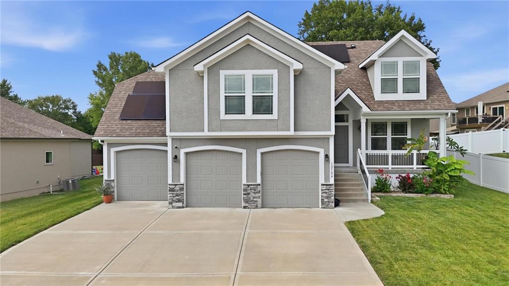 Photo of 12104 E 68th Terrace Kansas City MO 64133