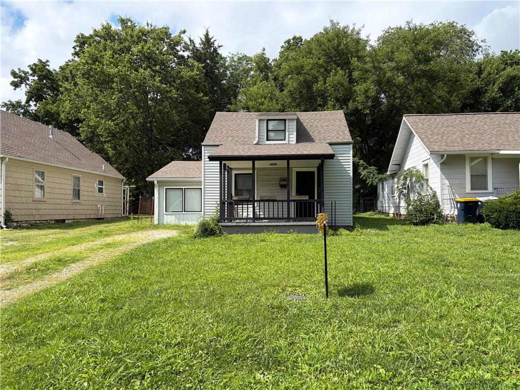 Photo of 106 W 80th Street Kansas City MO 64114