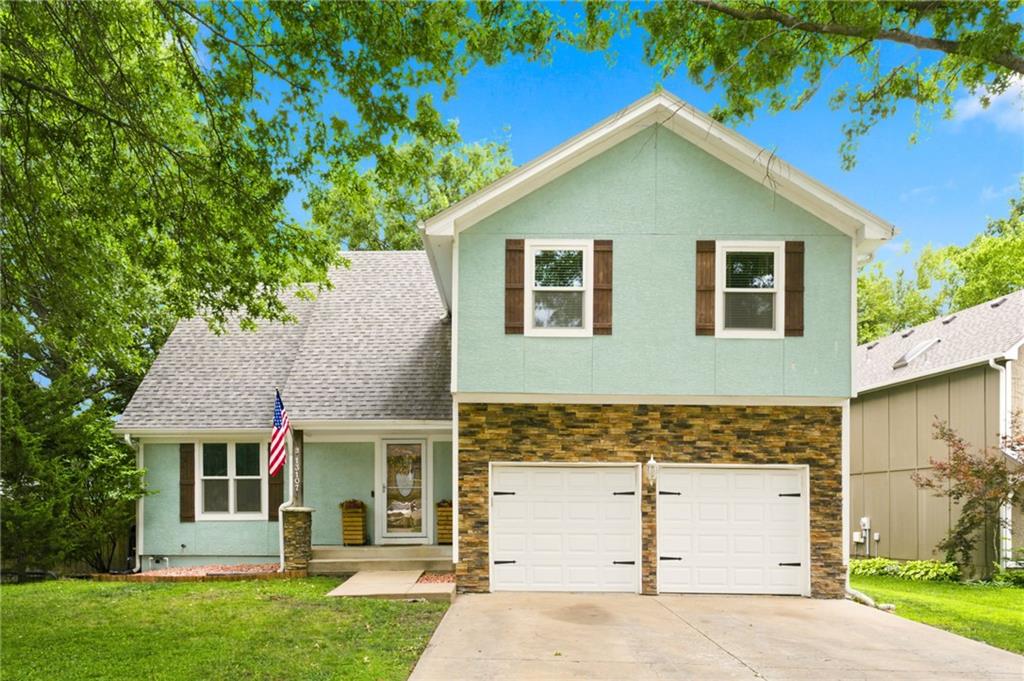 Photo of 13107 S Arapaho Drive Olathe KS 66062