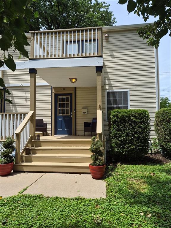 Photo of 430 E 63rd Terrace Kansas City MO 64110
