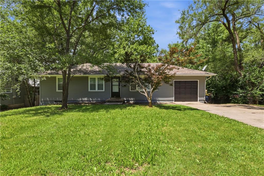 Photo of 10504 Corrington Avenue Kansas City MO 64134
