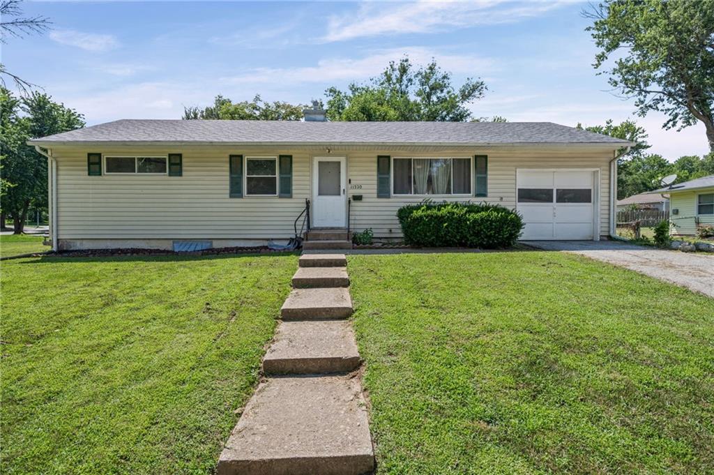 Photo of 11320 Lewis Avenue Kansas City MO 64134