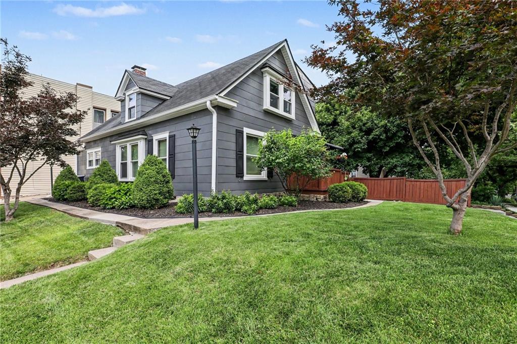Photo of 5901 Rockhill Road Kansas City MO 64110