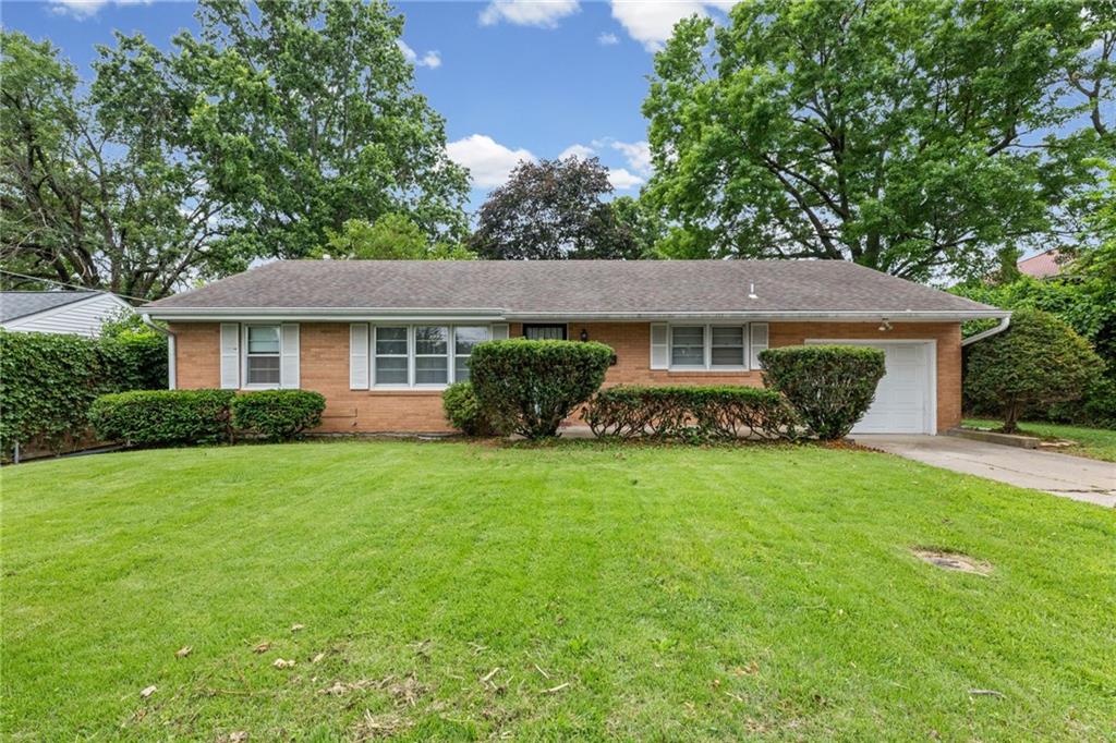 Photo of 909 E Lexington Avenue Independence MO 64050