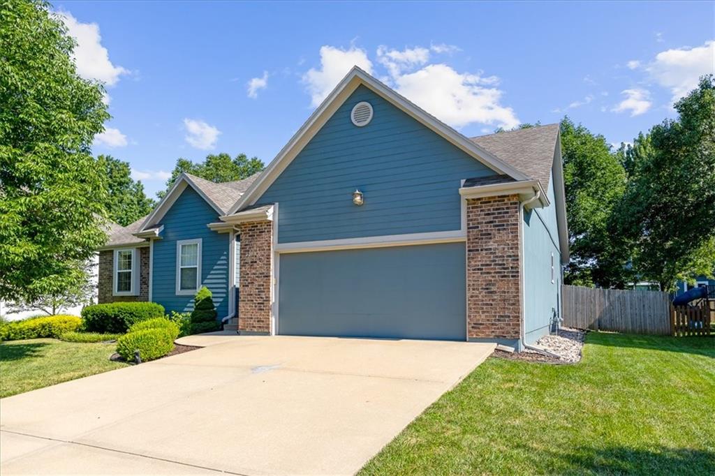 Photo of 18173 W 157th Street Olathe KS 66062