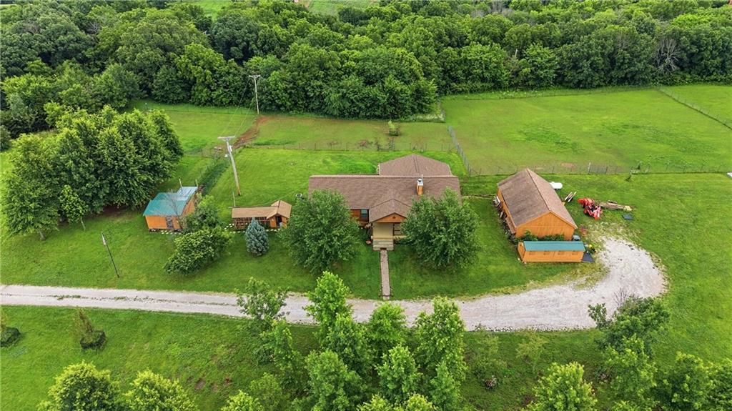 Photo of 40303 E Round Prairie Road Oak Grove MO 64075