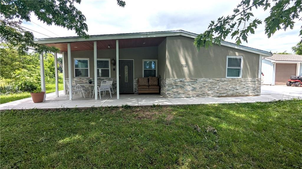 Photo of 7002 E 102nd Street Kansas City MO 64134