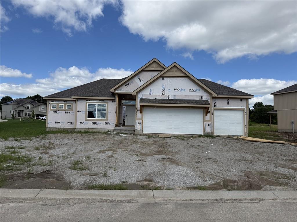 Photo of 10511 N Highland Place Kansas City MO 64155