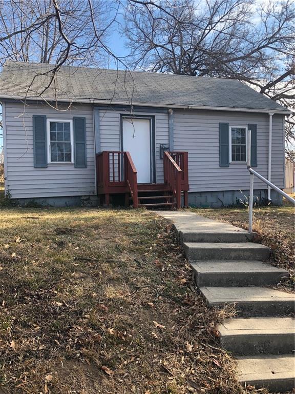 Photo of 117 S Fairview Avenue Liberty MO 64068